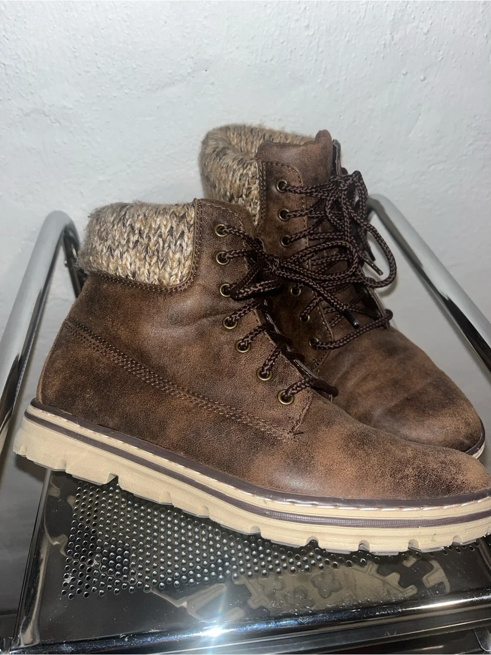 Cliffs Brown Ankle Boots